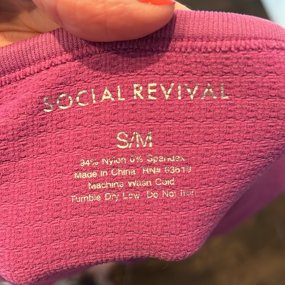 Social Revival Waffle Henley Button Top, Pink S/M - Picture 6 of 6